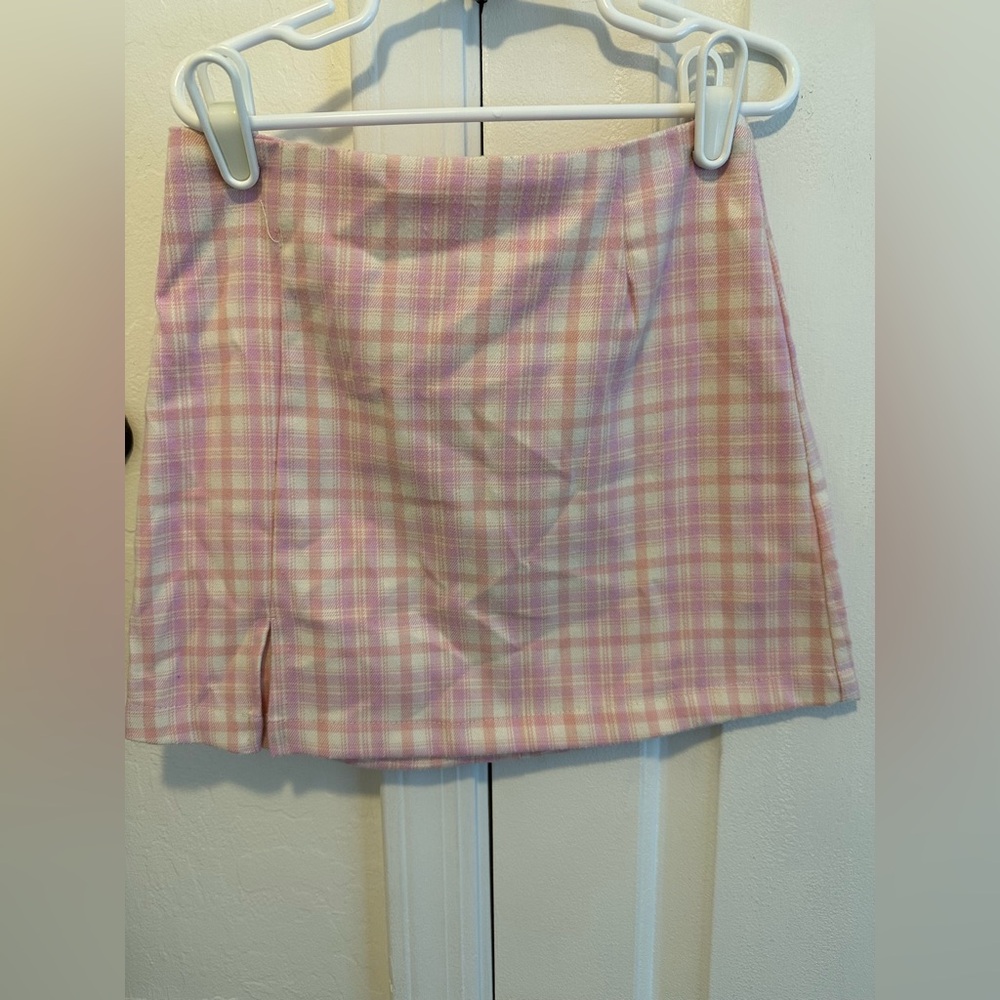 Girls pink plaid skirt by Art Class size 6/6x